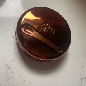 Danessa Myrick Upsalite. Yummy Skin Blurring Balm Powder.